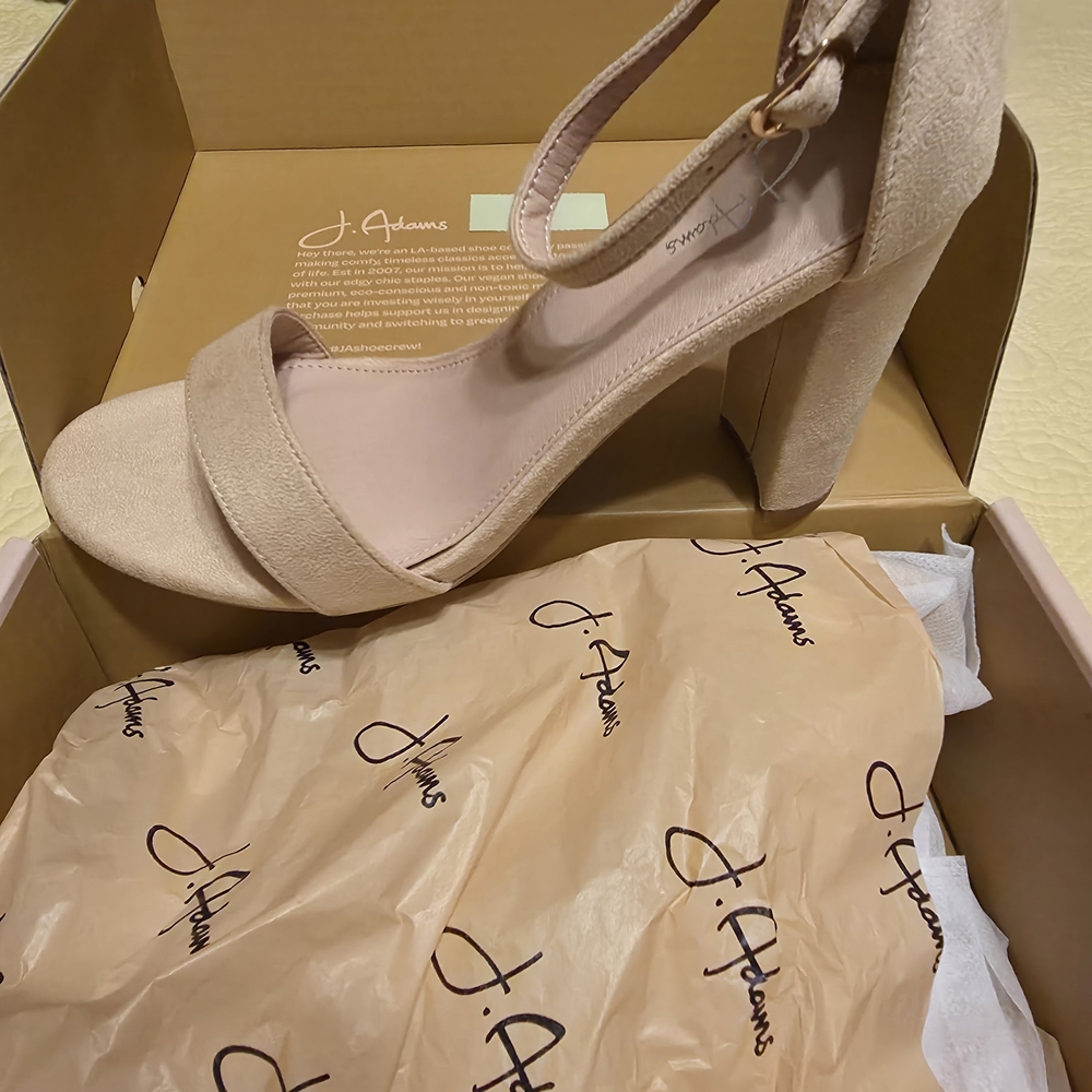 Adams Women's Tan Heeled Sandals Size 9